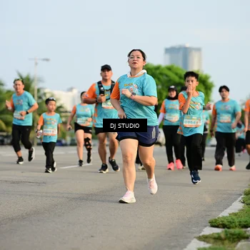 Runner Photo 8347574