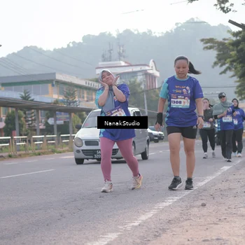Runner Photo 8347592
