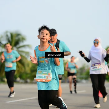 Runner Photo 8347598