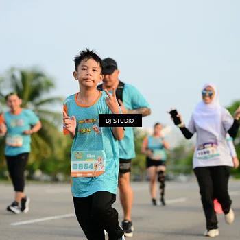 Runner Photo 8347602