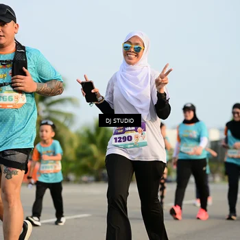 Runner Photo 8347613