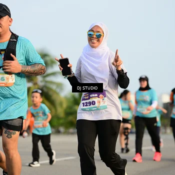 Runner Photo 8347615