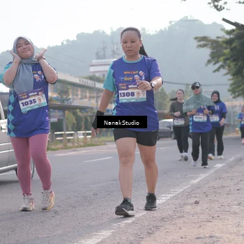 Runner Photo 8347616