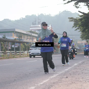 Runner Photo 8347630