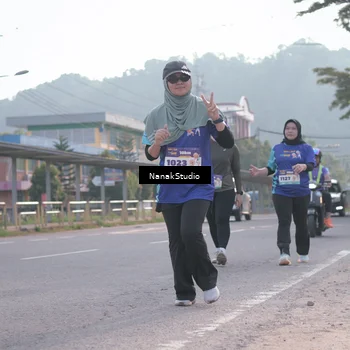 Runner Photo 8347635