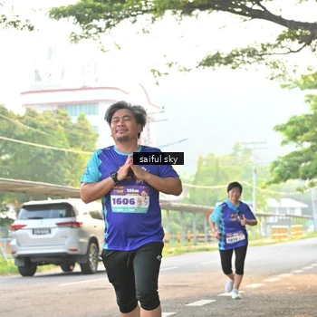 Runner Photo 8347656