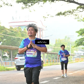 Runner Photo 8347660