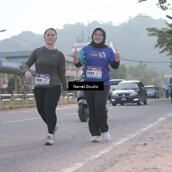 Runner Photo 8347671