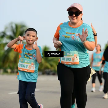Runner Photo 8347695
