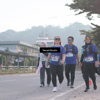 Runner Photo 8347726