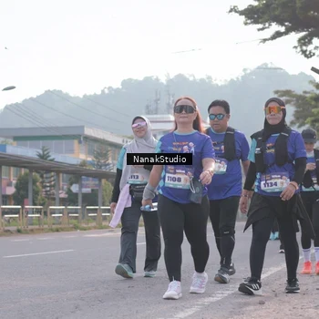 Runner Photo 8347733