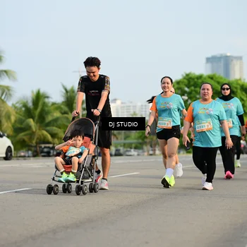 Runner Photo 8347778