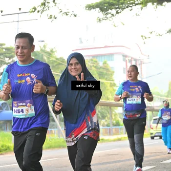 Runner Photo 8347792