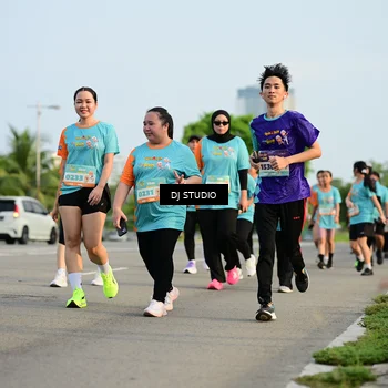 Runner Photo 8347798
