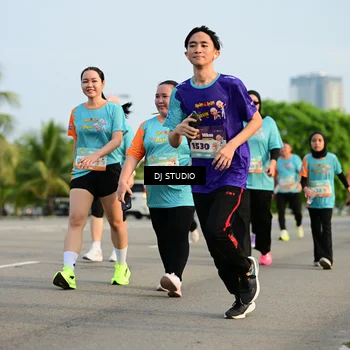 Runner Photo 8347799