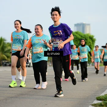 Runner Photo 8347801