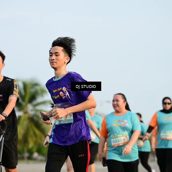Runner Photo 8347804