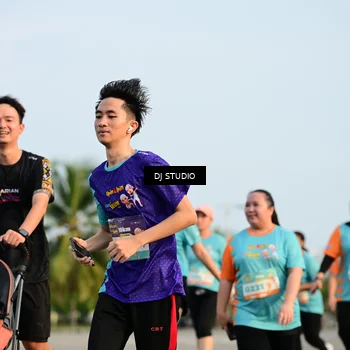 Runner Photo 8347806