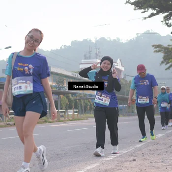 Runner Photo 8347842