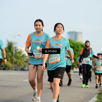 Runner Photo 8347866
