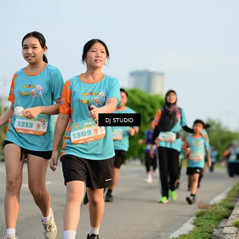 Runner Photo 8347899