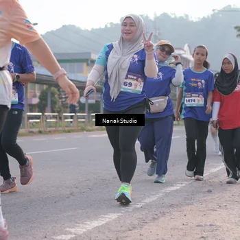 Runner Photo 8347924