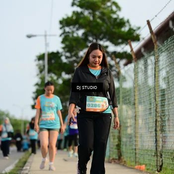 Runner Photo 8347948