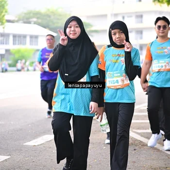 Runner Photo 8348009