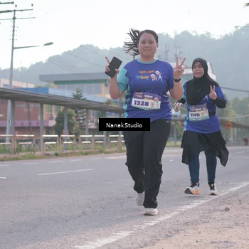 Runner Photo 8348012