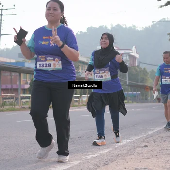Runner Photo 8348017