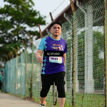 Runner Photo 8348019