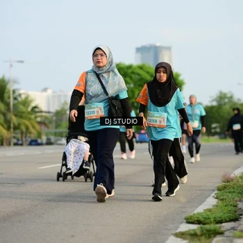 Runner Photo 8348032