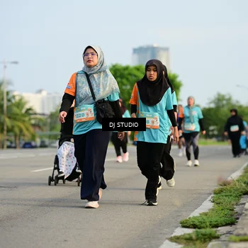 Runner Photo 8348035