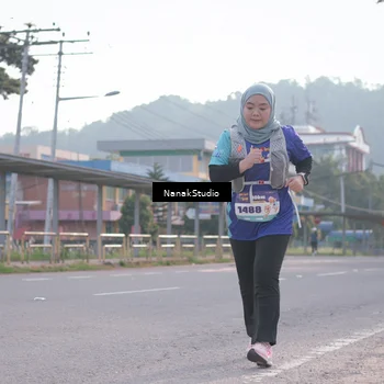 Runner Photo 8348043