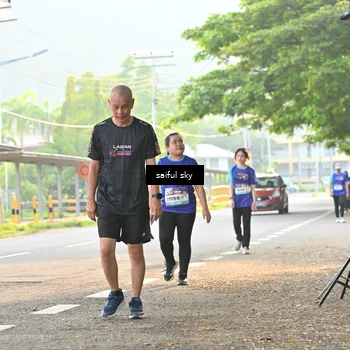 Runner Photo 8348064