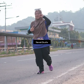 Runner Photo 8348075