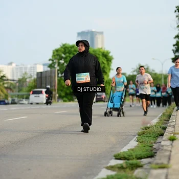 Runner Photo 8348081
