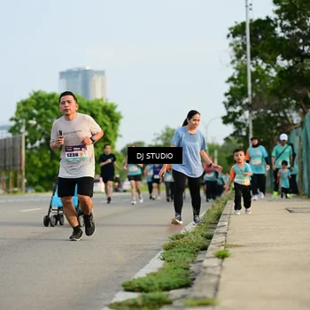Runner Photo 8348087