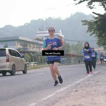 Runner Photo 8348094