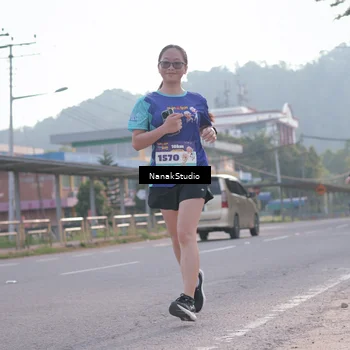 Runner Photo 8348111