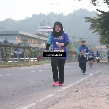 Runner Photo 8348142