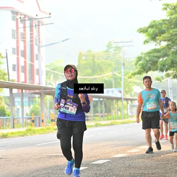 Runner Photo 8348162