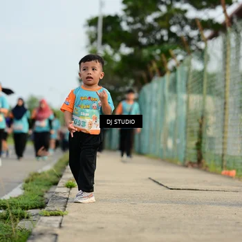 Runner Photo 8348163