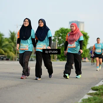 Runner Photo 8348212