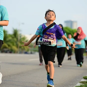 Runner Photo 8348217