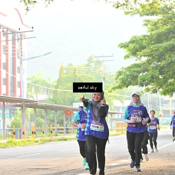 Runner Photo 8348290