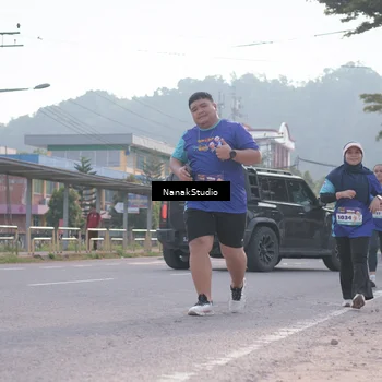 Runner Photo 8348291