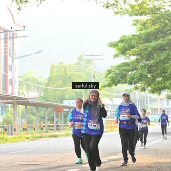 Runner Photo 8348305