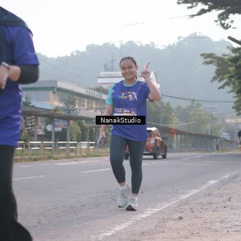 Runner Photo 8348310