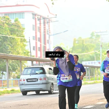 Runner Photo 8348338